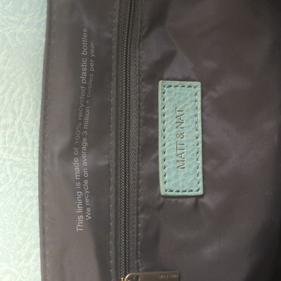 Matt & Nat Vegan Baxter Handbag in Azur - Picture 6 of 8